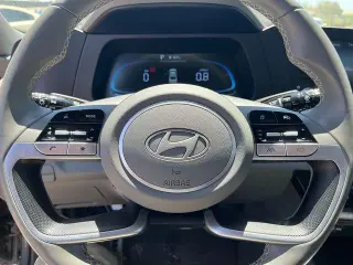 Hyundai ELANTRA 2025 SEL Sport 4dr Sedán
