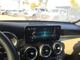 Mercedes-Benz GLC 2022 GLC 300 4dr SUV