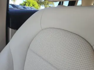 Mercedes-Benz GLC 2022 GLC 300 4dr SUV