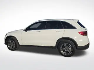 Mercedes-Benz GLC 2022 GLC 300 4dr SUV