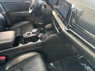 Kia Sportage Plug-In Hybrid 2025 AWD X-Line Prestige 4dr SUV