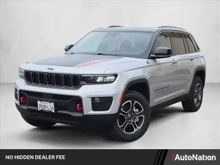 Jeep Grand Cherokee 2022 4x4 Trailhawk 4p SUV (lanzamiento de mitad de año)