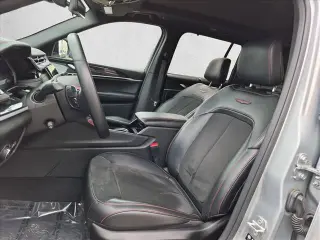 Jeep Grand Cherokee 2022 4x4 Trailhawk 4p SUV (lanzamiento de mitad de año)