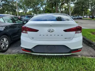 Hyundai ELANTRA 2020 SE 4dr Sed n