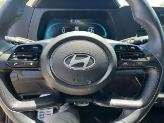 Hyundai ELANTRA 2025 SEL Sport 4dr Sedán