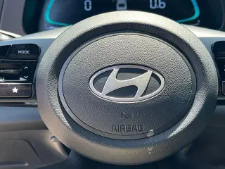 Hyundai ELANTRA 2025 SEL Sport 4dr Sedán