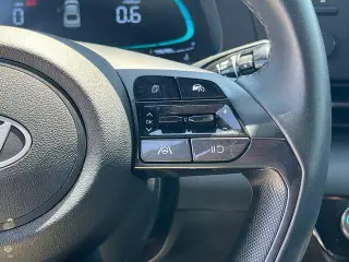 Hyundai ELANTRA 2025 SEL Sport 4dr Sedán