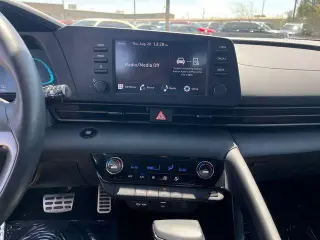 Hyundai ELANTRA 2025 SEL Sport 4dr Sedán