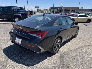Hyundai ELANTRA 2025 SEL Sport 4dr Sedán