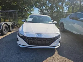Hyundai ELANTRA Hybrid 2022 Azul 4p Sedán