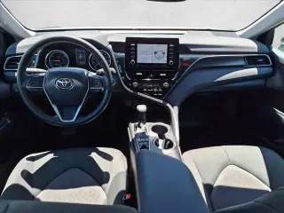 Toyota Camry Híbrido 2022 LE 4dr Sedán