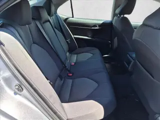 Toyota Camry Híbrido 2022 LE 4dr Sedán