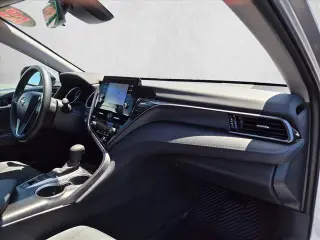 Toyota Camry Híbrido 2022 LE 4dr Sedán