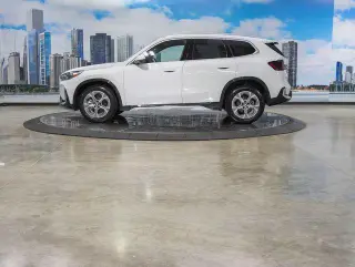 BMW X1 2027 AWD xDrive28i 4p Vehículo de Actividad Deportiva de Deporte