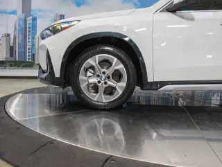 BMW X1 2027 AWD xDrive28i 4p Vehículo de Actividad Deportiva de Deporte