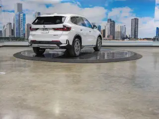 BMW X1 2027 AWD xDrive28i 4p Vehículo de Actividad Deportiva de Deporte