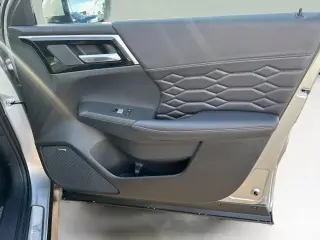 Mitsubishi Outlander 2026 SEL 4dr SUV