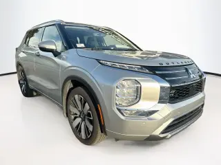 Mitsubishi Outlander 2026 SEL 4dr SUV