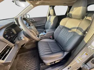 Mitsubishi Outlander 2026 SEL 4dr SUV