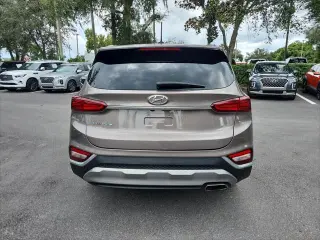 Hyundai SANTA FE 2019 TRACCIÓN EN TODAS LAS RUEDAS SE 2.4L 4p Crossover