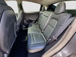 Tesla Modelo Y 2025 Long Range 4p Crossover
