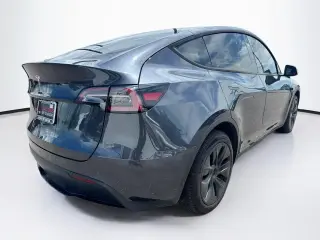 Tesla Modelo Y 2025 Long Range 4p Crossover