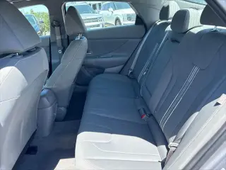 Hyundai ELANTRA 2025 SEL Confort 4p Sedan