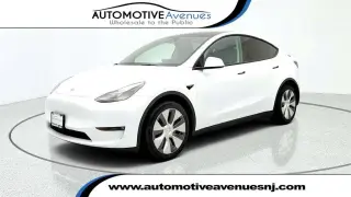 Tesla Model Y 2024 AWD Long Range 4 puertas crossover