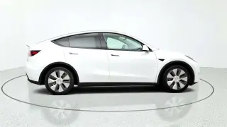 Tesla Model Y 2024 AWD Long Range 4 puertas crossover