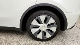 Tesla Model Y 2024 AWD Long Range 4 puertas crossover