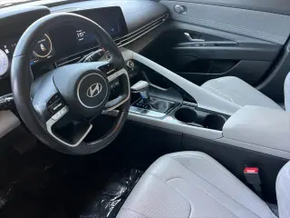 Hyundai ELANTRA 2024 Limited 4dr Sedan