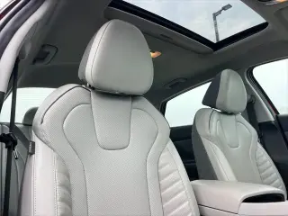 Hyundai ELANTRA 2024 Limited 4dr Sedan