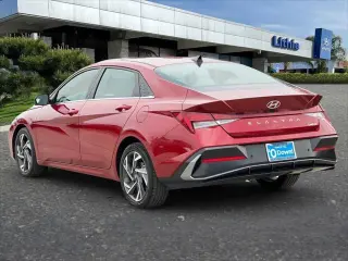 Hyundai ELANTRA 2024 Limited 4dr Sedan