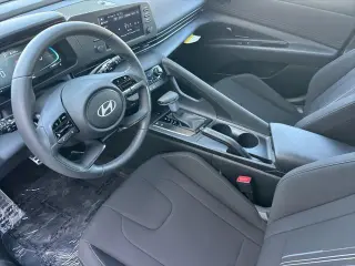 Hyundai ELANTRA 2026 SEL Sport 4dr Sedan
