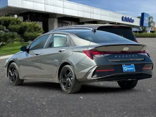 Hyundai ELANTRA 2026 SEL Sport 4dr Sedan