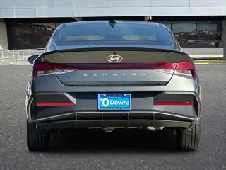 Hyundai ELANTRA 2026 SEL Sport 4dr Sedan