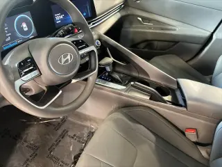 Hyundai ELANTRA 2024 SEL 4dr Sedan