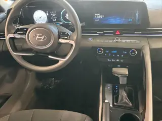 Hyundai ELANTRA 2024 SEL 4dr Sedan