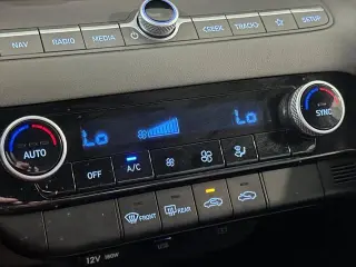 Hyundai ELANTRA 2024 SEL 4dr Sedan