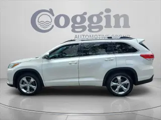 Toyota Highlander 2018 LE 4dr SUV (3.5L V6)