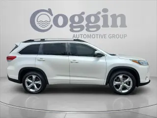 Toyota Highlander 2018 LE 4dr SUV (3.5L V6)