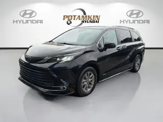 Toyota Sienna 2021 XLE 7-Pasajeros 4dr Mini-Van