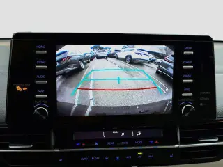 Toyota Sienna 2021 XLE 7-Pasajeros 4dr Mini-Van