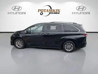 Toyota Sienna 2021 XLE 7-Pasajeros 4dr Mini-Van