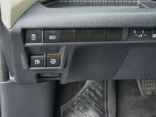 Toyota Sienna 2021 XLE 7-Pasajeros 4dr Mini-Van