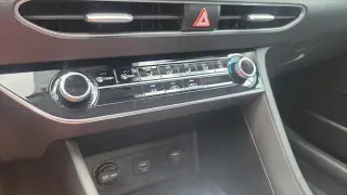 Hyundai SONATA 2022 SE 4p Sed (lanzamiento a mitad de año)