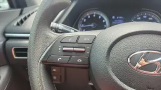 Hyundai SONATA 2022 SE 4p Sed (lanzamiento a mitad de año)