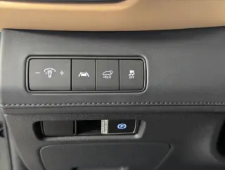Hyundai SANTA FE 2023 Escritura 4p Crossover
