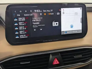 Hyundai SANTA FE 2023 Escritura 4p Crossover