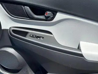 Hyundai KONA 2023 SEL 4p Crossover